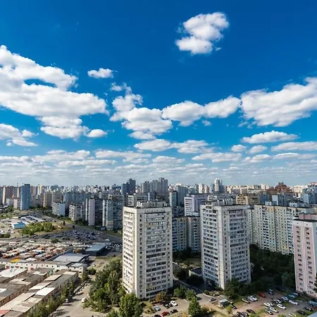 N.A.N Apartments On Krushelnytska Kyiv Exterior photo